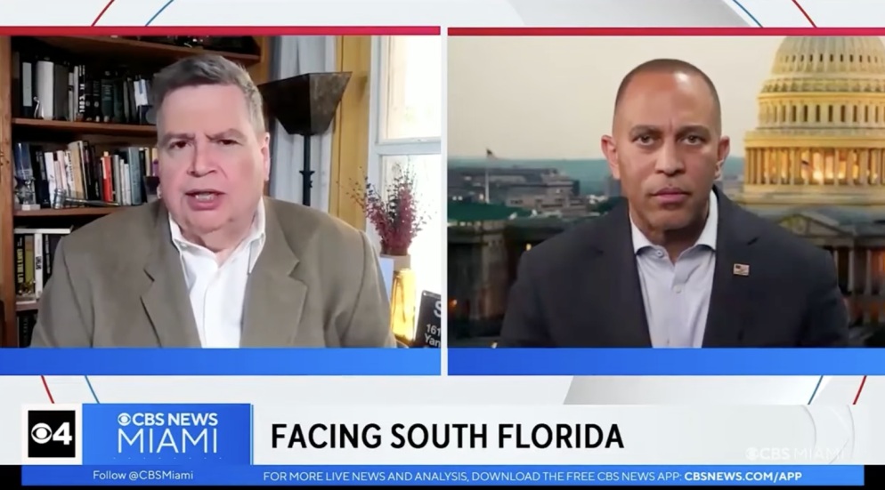 Jim DeFede (left) and Leader Jeffries (right) appearing on CBS News Miami