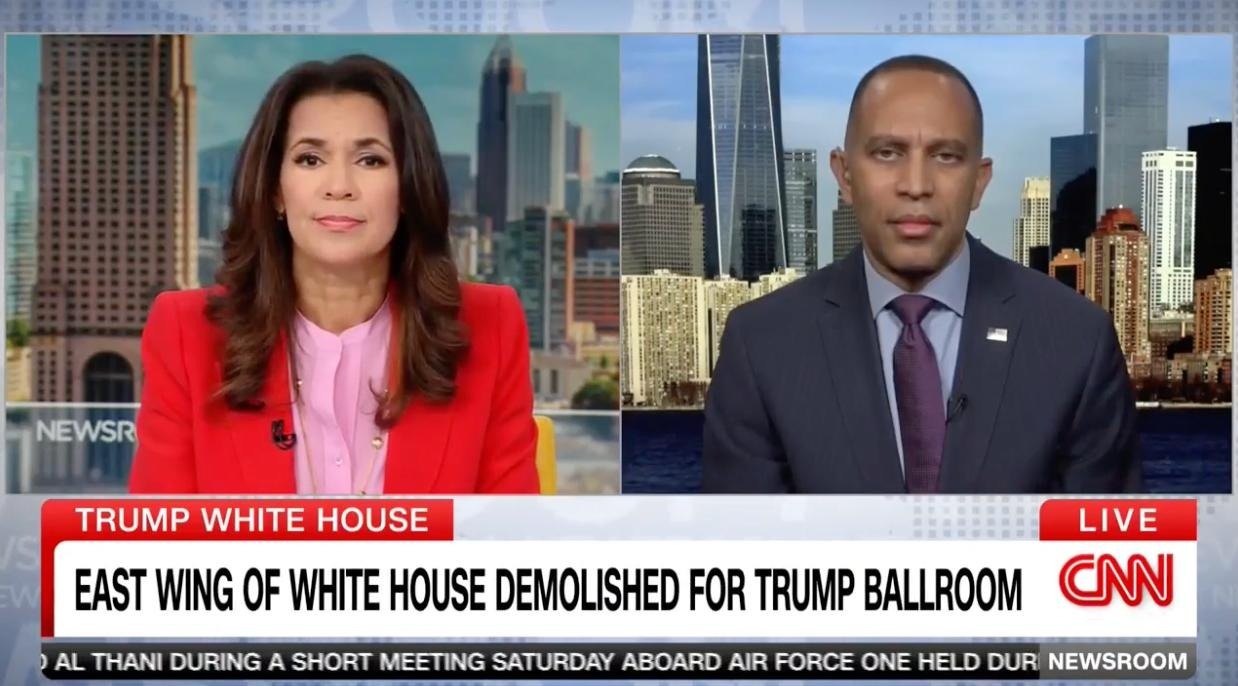Fredricka Whitfield (left) and Leader Jeffries (right) appearing on CNN Newsroom with Fredricka Whitfield