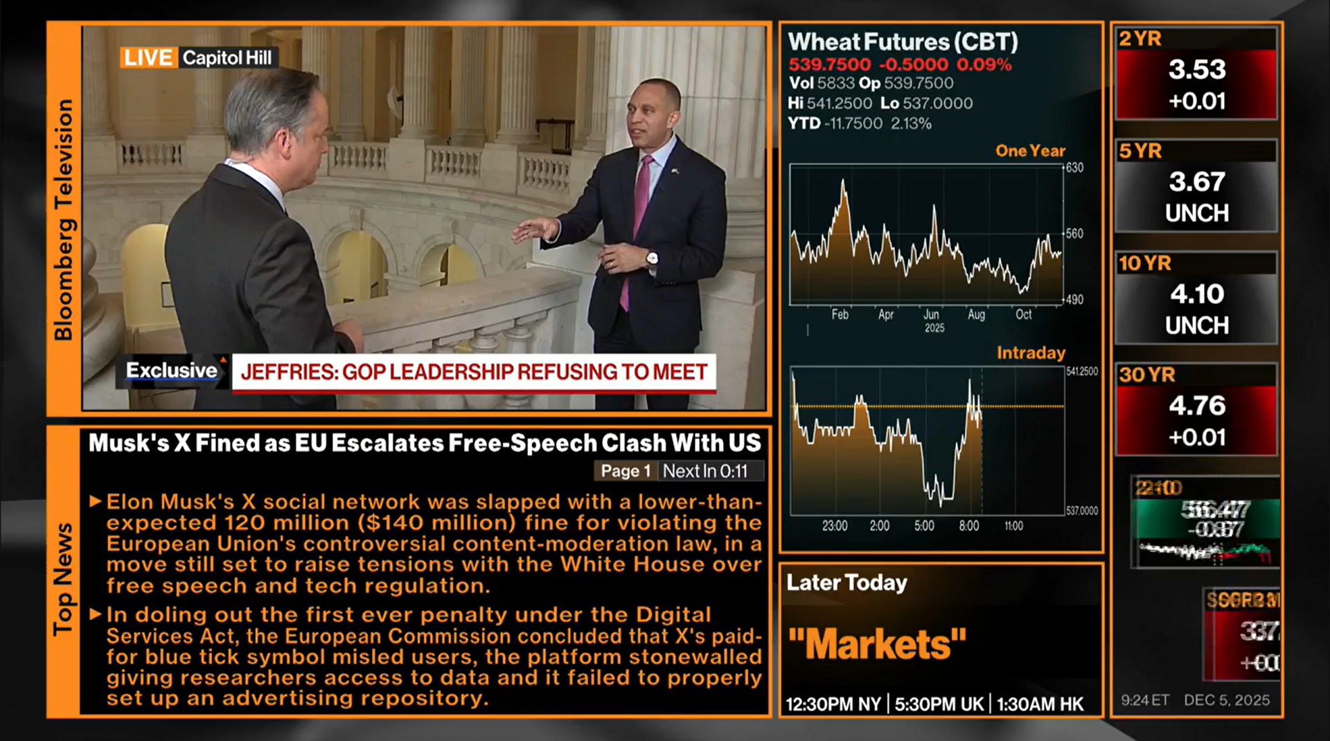 Joe Mathieu (left) and Leader Jeffries (right) speaking in the Cannon Rotunda
