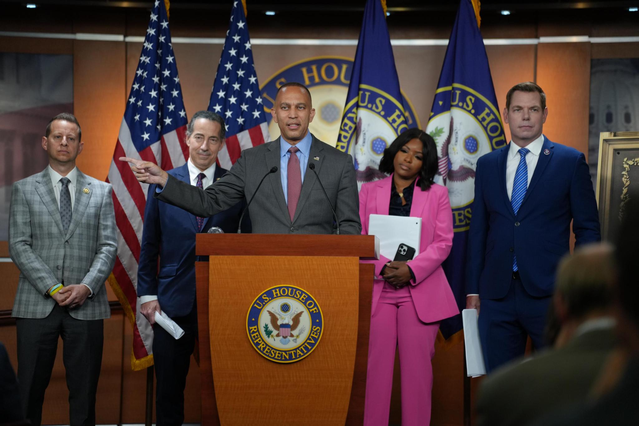 Rep. Jared Moskowitz, Rep. Jamie Raskin, Leader Jeffries, Rep. Jasmine Crockett and Rep. Eric Swalwell speaking at press conference